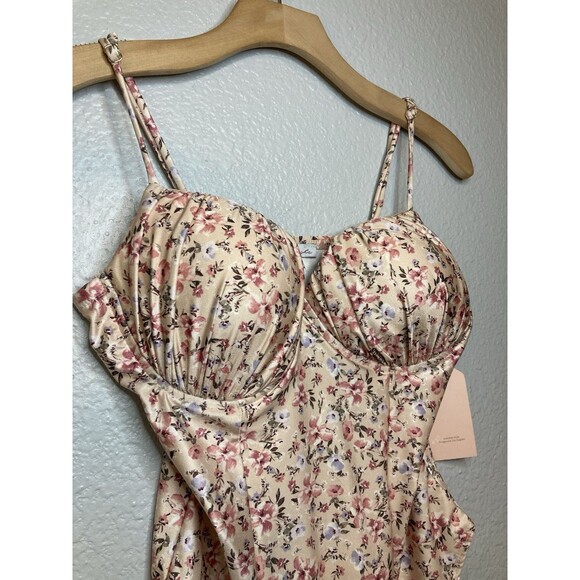 Womens Bodysuit Size L Pink Floral Underwire Adjustable Straps NWT Blashe - Picture 2 of 9